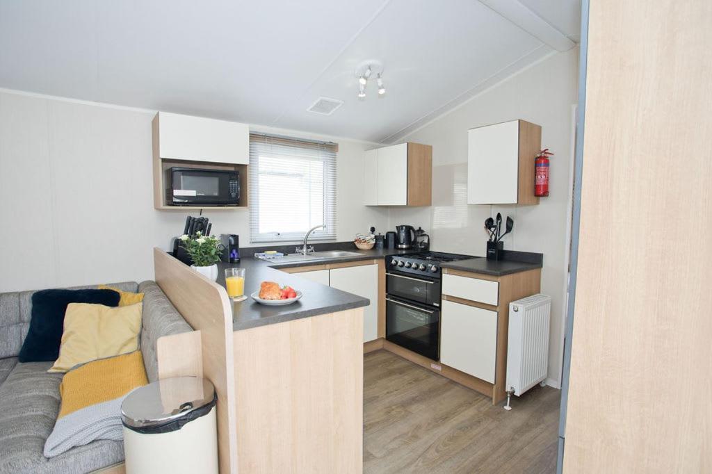 Luxury Holiday Retreat Set Within Oakdene Forest - Park Activities Pass Included Free! Saint Leonards Екстериор снимка